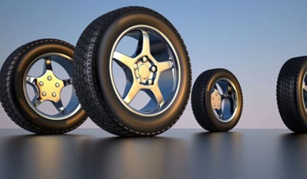 轮胎是属于什么材质 是属于橡胶材质（需要定期进行更换）