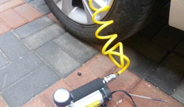 轮胎充气泵使用效果怎么样 使用效果比较好（快速完成轮胎充气）