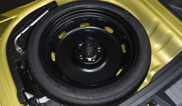 车辆的备胎非全尺寸使用的注意事项 注意轮胎行驶时速（保证车辆安全行驶）