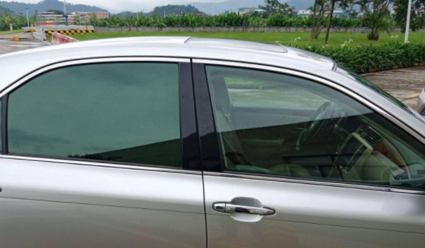 车窗贴膜多久需要更换 损坏时需要更换（不需要定期更换）