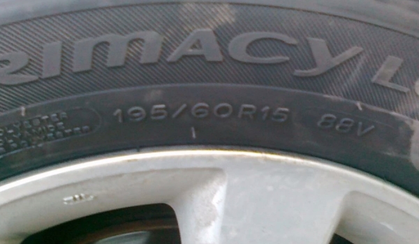轮胎的型号什么时候使用 在更换轮胎的时候需要使用（日常注意检查）